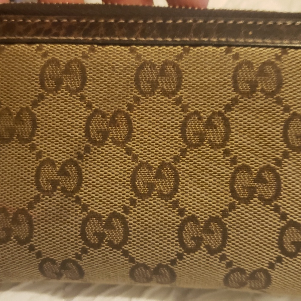 Gucci - Picture 4 of 4
